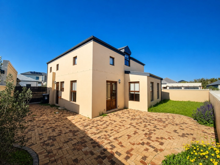 3 Bedroom Property for Sale in Atlantic Beach Golf Estate Western Cape